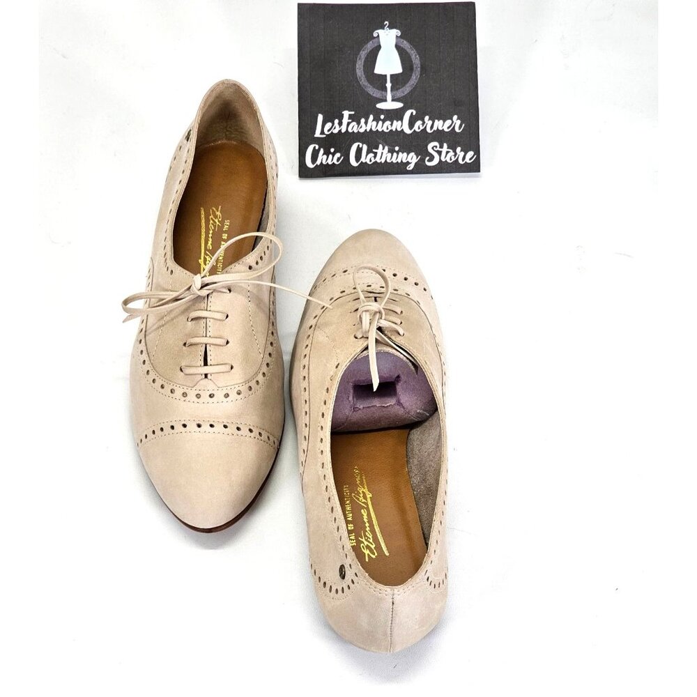 Etienne Aigner Beige Suede Oxford Flats - Picture 11 of 16